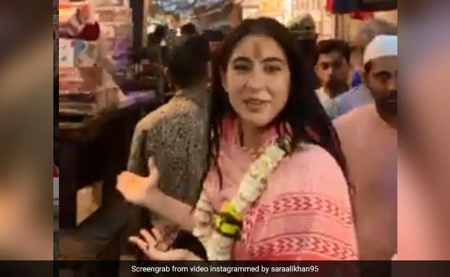 सारा अली खान ने वाराणसी के विश्वनाथ मंदिर से की रिपोर्टिंग, Video में दिखाया ये नजारा
