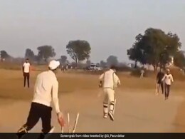 Viral Video: विकेटकीपर ने बल्लेबाज को यूं बेवकूफ बनाकर किया आउट, अमिताभ बच्चन को भेज दिया वीडियो Viral Video: विकेटकीपर ने बल्लेबाज को यूं बेवकूफ बनाकर किया आउट, अमिताभ बच्चन को भेज दिया वीडियो