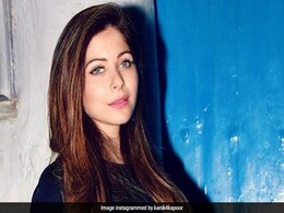 कनिका कपूर ने विजाग गैस त्रासदी के लिए किया ट्वीट, तो फैन्स बोले- ओ दीदी, घर में ही रहना... कनिका कपूर ने विजाग गैस त्रासदी के लिए किया ट्वीट, तो फैन्स बोले- ओ दीदी, घर में ही रहना...