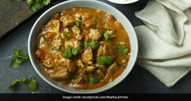 <i>Sindhi Kadhi</i> To <i>Aloo Tuk</i>: 7 Must-Have Dishes In Sindhi Spread (Recipes Inside)