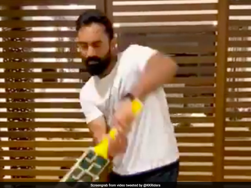 Dinesh Karthik Talks To Students On Science & Technology In Cricket