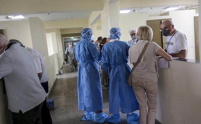 2.3 Lakh People Surveyed In Delhi's Containment Zones To Combat COVID-19