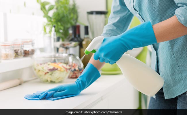 Coronavirus: Should you clean your house too? Here are the answers