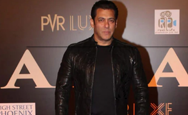 Salman Khan To Financially Support 25,000 Daily Wage Workers From The Film Industry Amid Lockdown