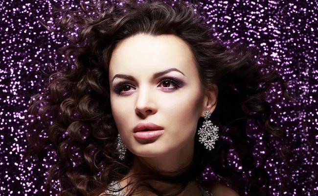 Pick These Statement Earrings To Team With Your Outfits