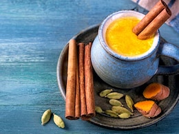 Struggling With Delhi's Air Pollution? Try These Expert-Approved Food Items To Boost Immunity