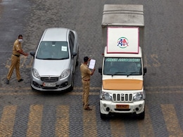 11 साल के निचले स्तर पर पहुंची भारतीय अर्थव्यवस्था की विकास दर, 2019-20 में GDP दर 4.2% हुई 11 साल के निचले स्तर पर पहुंची भारतीय अर्थव्यवस्था की विकास दर, 2019-20 में GDP दर 4.2% हुई