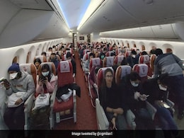 भारत ने Coronavirus से जूझ रहे इटली से 211 स्टूडेंट्स को बाहर निकाला, मुश्किल घड़ी में मदद के लिए कहा... भारत ने Coronavirus से जूझ रहे इटली से 211 स्टूडेंट्स को बाहर निकाला, मुश्किल घड़ी में मदद के लिए कहा...