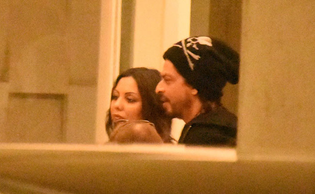 Shah Rukh Khan, Gauri Khan and Others Celebrate Hiroo Johar's Birthday