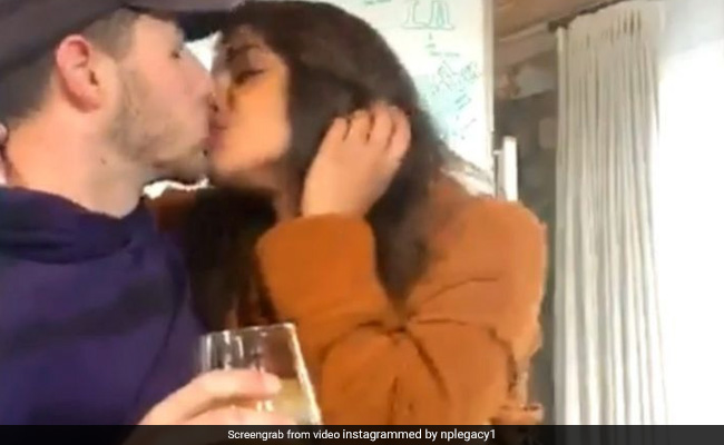 Love In The Time Of COVID -19: A Glimpse Of Priyanka Chopra And Nick Jonas' Quarantine PDA