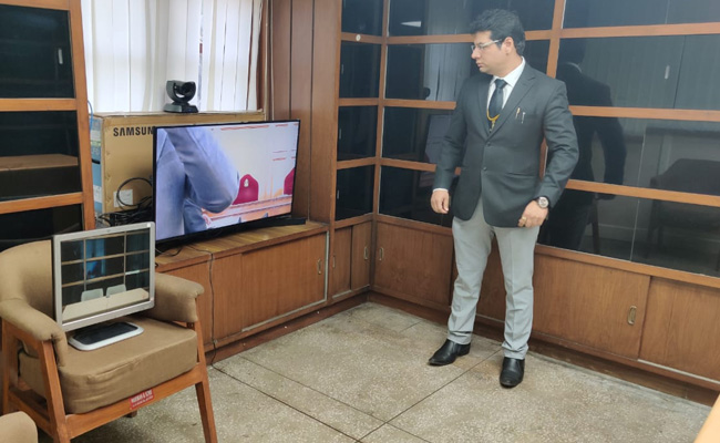 Working Out 'Argue-From-Home' For Lawyers: Top Court Amid Virus Scare