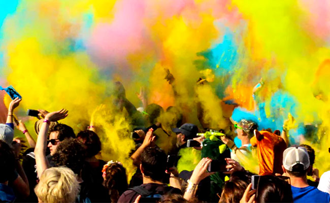 Holi 2020: Get Your Hands On These Party Essentials From Amazon Sale