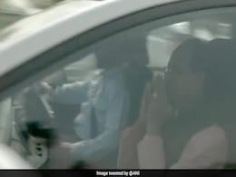 शक्ति परीक्षण से पहले आईटीसी भारत होटल पहुंचे MP के पूर्व CM शिवराज सिंह चौहान, यहीं ठहरे हैं BJP विधायक शक्ति परीक्षण से पहले आईटीसी भारत होटल पहुंचे MP के पूर्व CM शिवराज सिंह चौहान, यहीं ठहरे हैं BJP विधायक