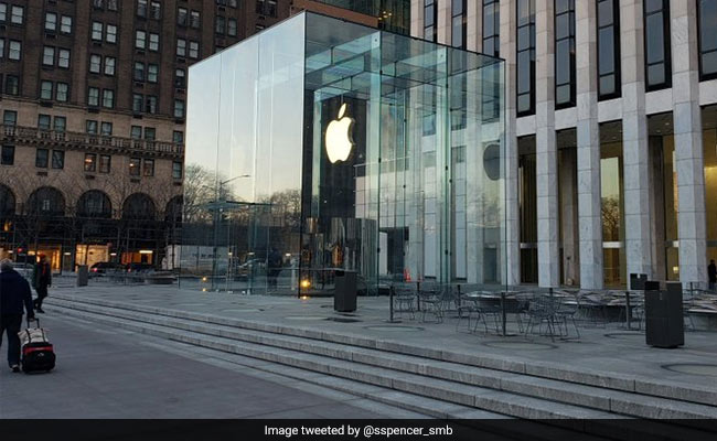 Apple Shuts All Stores Outside Greater China Indefinitely Over Coronavirus
