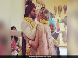 अपनी 5वीं सालगिरह को लेकर एक्साइटेड हैं शाहिद कपूर की पत्नी मीरा, शेयर की यह पुरानी Photo अपनी 5वीं सालगिरह को लेकर एक्साइटेड हैं शाहिद कपूर की पत्नी मीरा, शेयर की यह पुरानी Photo