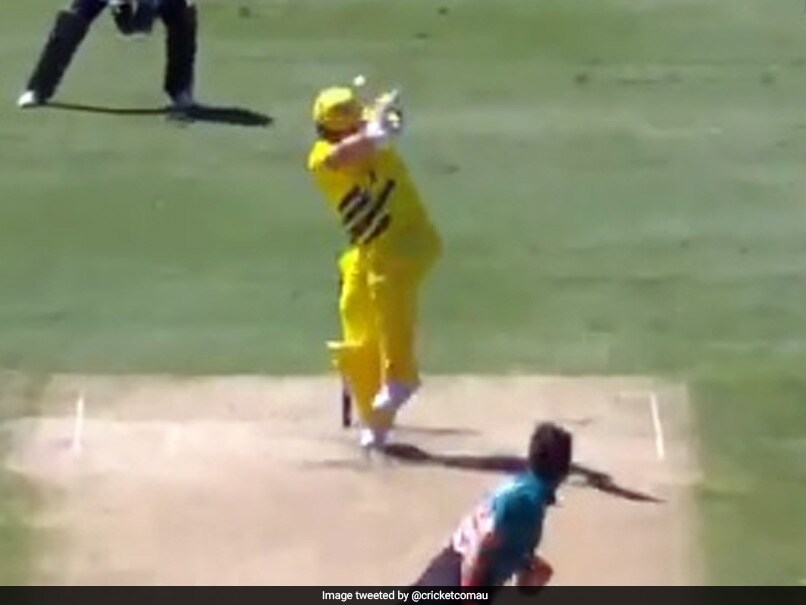 AUS vs NZ: जब एरोन फिंच OUT होकर भी रहे नाट आउट, देखिए यह दिलचस्प VIDEO
