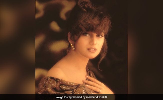 Madhuri Dixit "Still Loves This Look" And So Do We