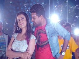 Bhojpuri Holi Song 2020: अक्षरा सिंह-रितेश पांडेय में हो गई लड़ाई, 'चुनरी झलकऊआ' का यूट्यूब पर तूफान Bhojpuri Holi Song 2020: अक्षरा सिंह-रितेश पांडेय में हो गई लड़ाई, 'चुनरी झलकऊआ' का यूट्यूब पर तूफान