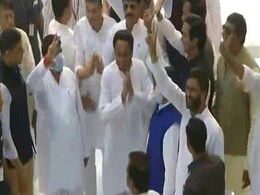 Suspense Over Madhya Pradesh Floor Test For Kamal Nath: 10 Points Suspense Over Madhya Pradesh Floor Test For Kamal Nath: 10 Points