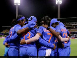 फाइनल से पहले PM नरेंद्र मोदी और गांगुली ने कुछ इस अंदाज में भारतीय महिला टीम को दी शुभकामनाएं.. फाइनल से पहले PM नरेंद्र मोदी और गांगुली ने कुछ इस अंदाज में भारतीय महिला टीम को दी शुभकामनाएं..