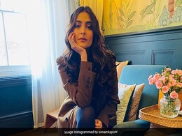Sonam Kapoor Defends Kanika Kapoor, Who Tested Coronavirus Positive; Gets Trolled On Twitter Sonam Kapoor Defends Kanika Kapoor, Who Tested Coronavirus Positive; Gets Trolled On Twitter