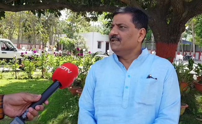 "सुनील पिंटू को शायद BJP में वापस जाने का मन होगा": JDU सांसद के जातिगत सर्वे पर सवाल उठाने पर संजय झा