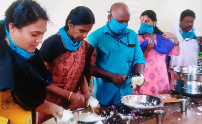 Kerala's Solution For Food Needs Amid Lockdown: 1,000 Community Kitchens