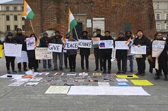 Protest In London, Paris, 16 Other European Cities Against Delhi Violence Protest In London, Paris, 16 Other European Cities Against Delhi Violence