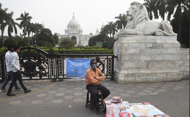 Bengal Government Defends COVID-19 Figures As BJP Leaders Point Fingers