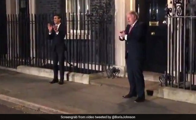Watch: Boris Johnson, Rishi Sunak Lead Britain's Tribute To Health Workers