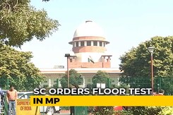Kamal Nath Must Face Floor Test By 5 PM Tomorrow, Says Supreme Court Kamal Nath Must Face Floor Test By 5 PM Tomorrow, Says Supreme Court