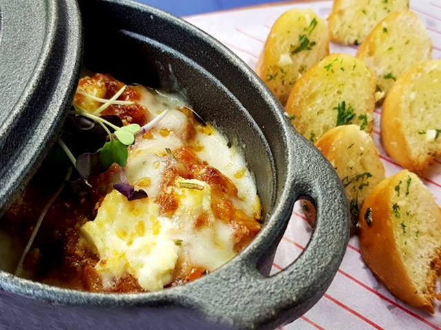 Baked Cheesy Chorizo Dip Recipe