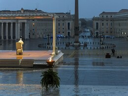 Pope Francis Faces Coronavirus "Tempest" Alone At Vatican City Square Pope Francis Faces Coronavirus "Tempest" Alone At Vatican City Square