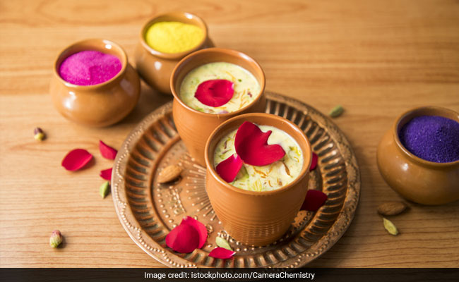 Almond milk thandai cab included in your weight loss diet as well