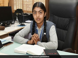 Women's Day 2020: Schoolgirl Becomes Collector For A Day In Maharashtra Women's Day 2020: Schoolgirl Becomes Collector For A Day In Maharashtra
