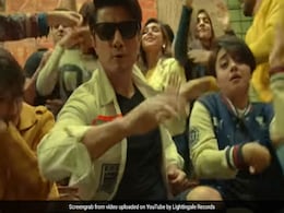 पाकिस्तानी खिलाड़ियों का जोश बढ़ाने के लिए क्रिकेट एंथम लाए अली जफर, बोले- मेला लूट लिया...देखें Video पाकिस्तानी खिलाड़ियों का जोश बढ़ाने के लिए क्रिकेट एंथम लाए अली जफर, बोले- मेला लूट लिया...देखें Video