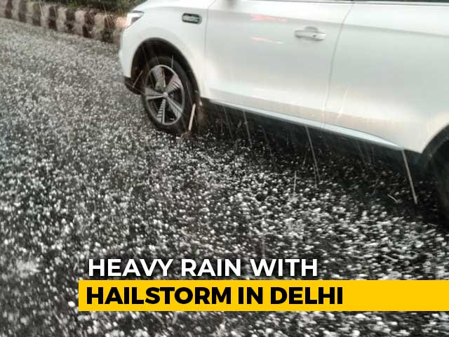 Heavy Rain, Hailstorm In Parts Of Delhi, Traffic Jams Reported
