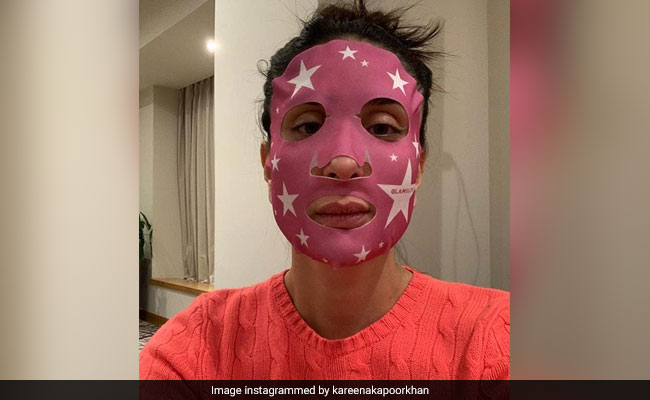 Kareena Kapoor Posts Selfie In A Face Mask. Caption Is Sass Level Max