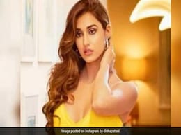 खूबसूरत Yellow Dress में बेहद ग्लैमरस लग रही हैं दिशा पटानी, खुद से किया मेक-अप खूबसूरत Yellow Dress में बेहद ग्लैमरस लग रही हैं दिशा पटानी, खुद से किया मेक-अप