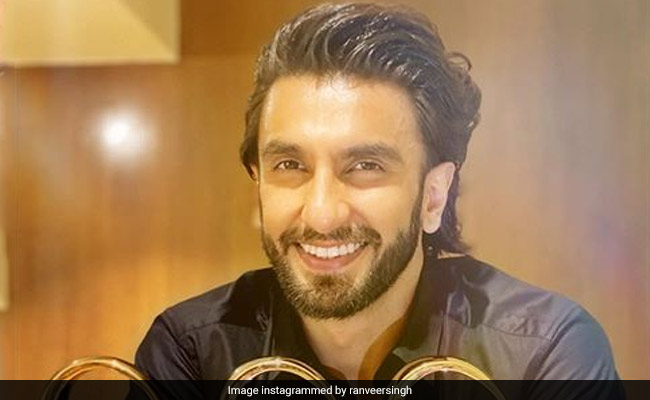 Deepika Padukone States The Obvious On Ranveer Singh's Pic