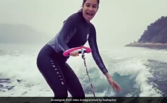 Lisa Haydon "Finally Not Staying Inside After 8 Weeks", She Did Postnatal Surfing