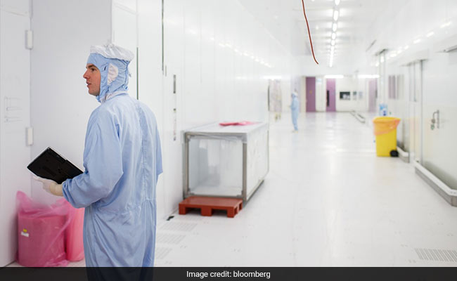Shielded From Coronavirus Pandemic, Work Continues In World's Cleanest Room