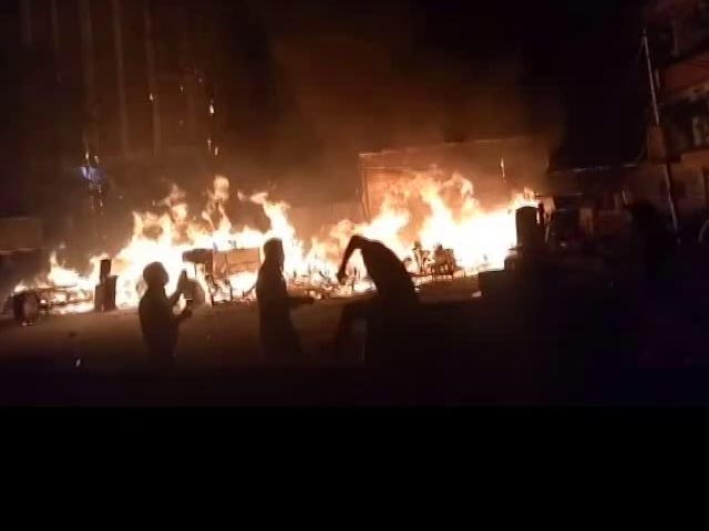 Fire At Furniture Market In Delhi's Shaheen Bagh, 4 Fire Trucks At Site