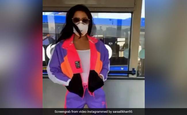 सारा अली खान एयरपोर्ट पर मुंह पर मास्क लगाए यूं छलांगें लगाती आईं नजर, Video हुआ वायरल