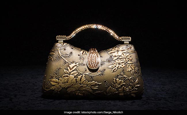 These 9 Embellished Clutches Are All You Need To Team With Wedding Outfits