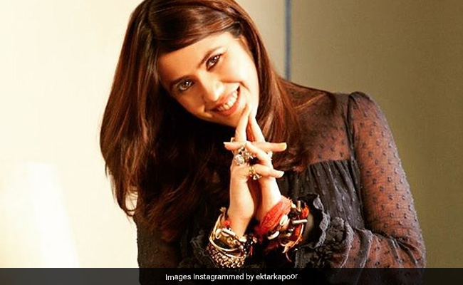 सोशल मीडिया पर मिल रही धमकियों के खिलाफ, देशभर की महिलाओं ने एकता कपूर को दिया समर्थन!