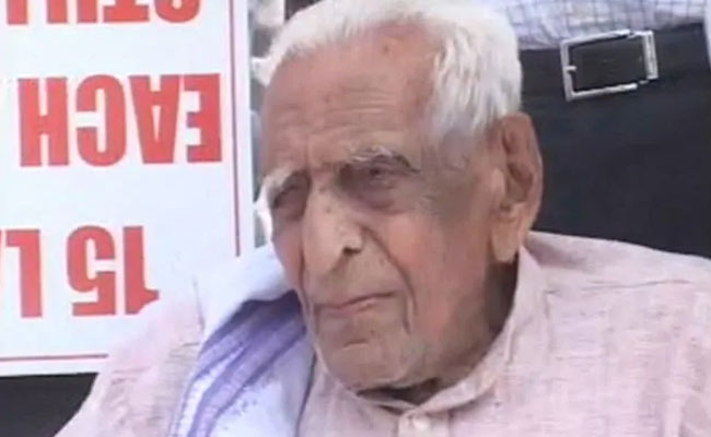 Huge Row In Karnataka After BJP Leader Calls Freedom Fighter "Pak Agent"