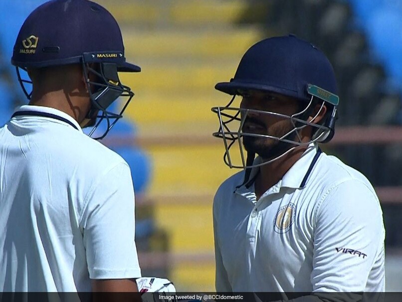 Ranji Trophy Final: पहले दिन पांच विकेट गंवाकर मुश्किल में सौराष्ट्र