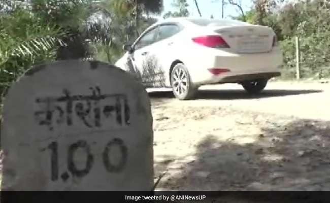 Corona की वजह से मुश्किलों में UP का 'कोरौना' गांव, ग्रामीण बोले- हम कोरौना से हैं सुनते ही दूरी बना लेते हैं लोग