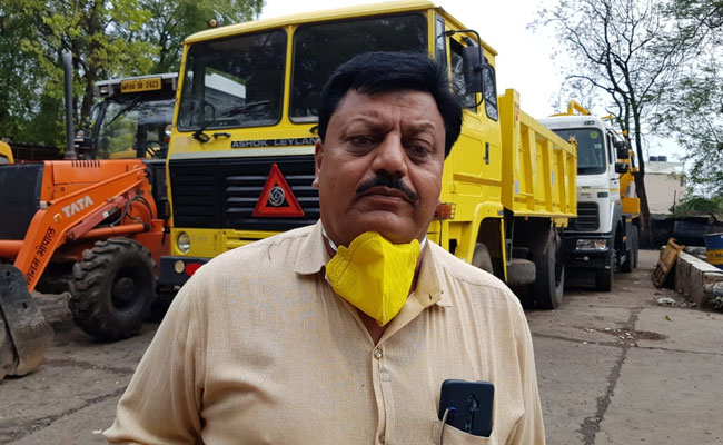 मां का हुआ इंतकाल, 2 घंटे बाद ही कोरोना से लड़ने लौटे काम पर...